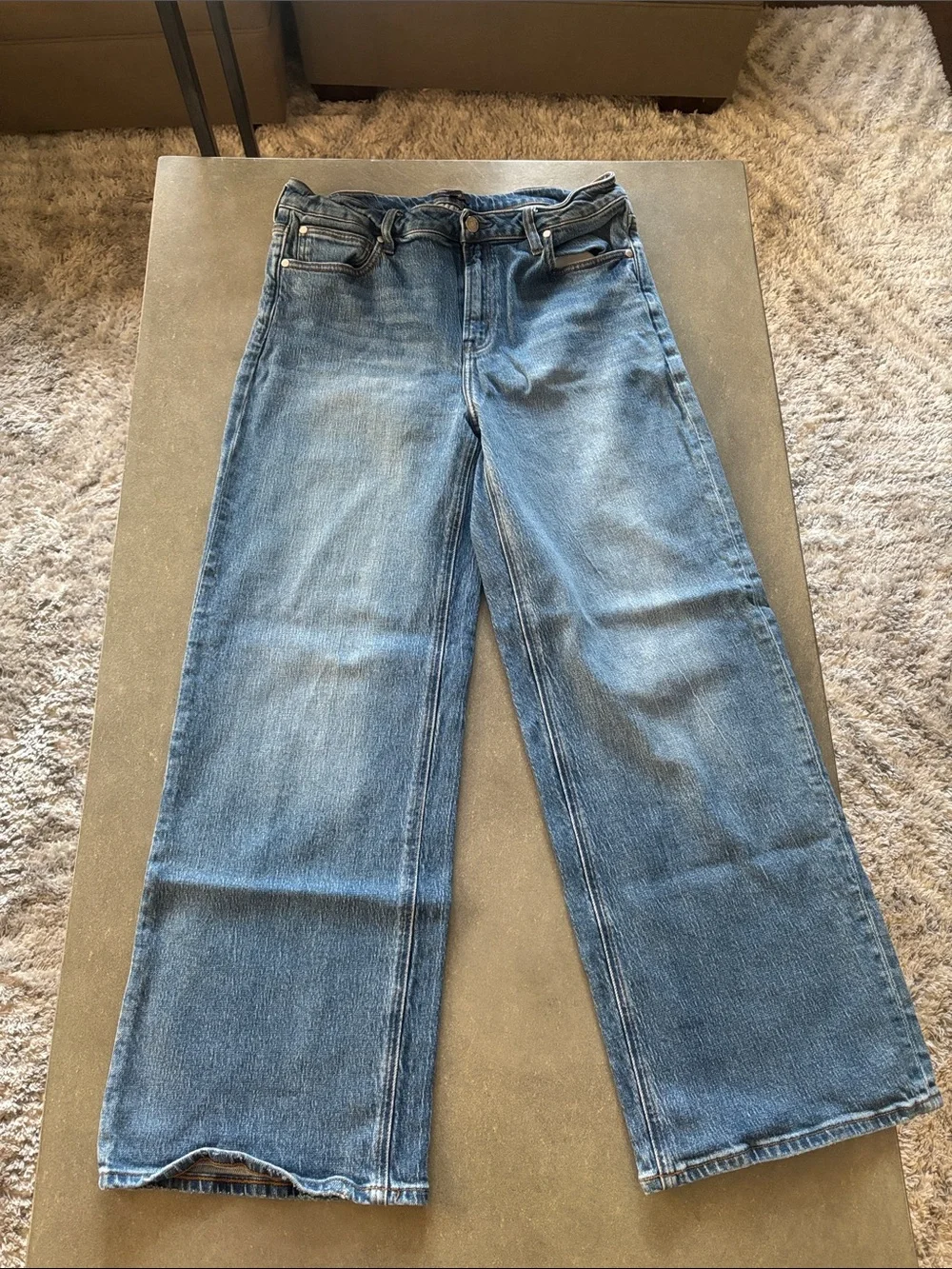 Quince Wide-Leg Jeans in Medium Blue Wash - Picture 1 of 3